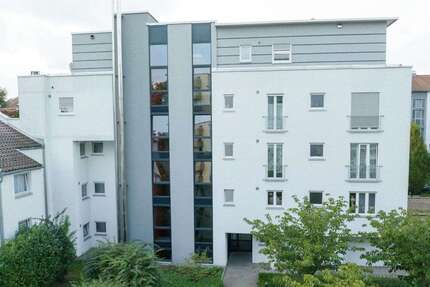 Wohnung zum Mieten in Stuttgart 1.463,00 € 102.27 m²