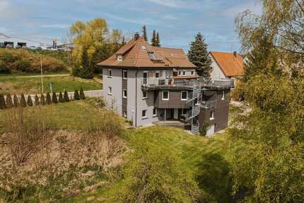 Haus zum Kaufen in Wellendingen 570.000,00 € 330 m²