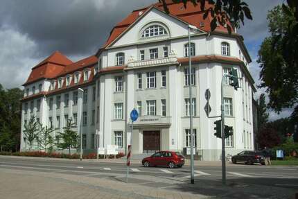 Büro in Sömmerda 696,00 € 117.1 m²