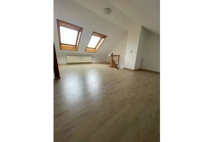Wohnung zum Mieten in Meerane 370,00 € 66 m²