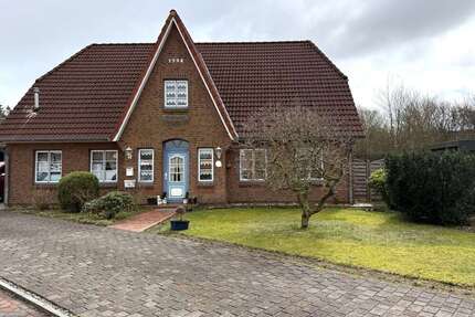 Haus zum Kaufen in Husum 449.000,00 € 194 m²