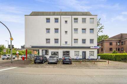 Haus zum Kaufen in Wahlstedt 1.260.000,00 € 674 m²
