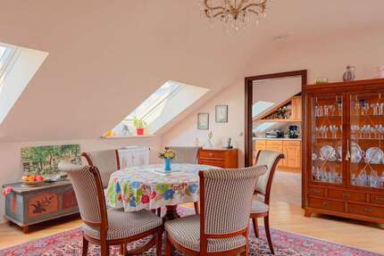Wohnung zum Kaufen in Unterhaching 990.000,00 € 130.11 m²