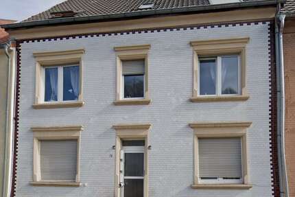 Haus zum Kaufen in Völklingen - Ludweiler 379.000,00 € 240 m²