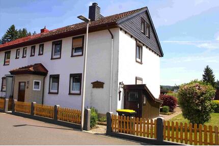 Doppelhaushälfte mit großem Grundstück - Doppelgarage - Werkstatt - Bad Grund (Harz)