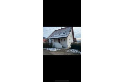 Zweifamilienhaus in Schelkingen zu verkaufen. - Schelklingen