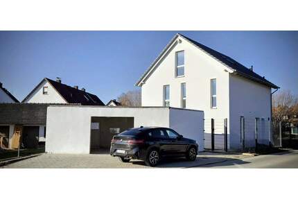 Luxus Einfamilienhaus mit Einliegerwohnung, Garage, Terrasse und großem Grundstück - Röhrmoos Großinzemoos