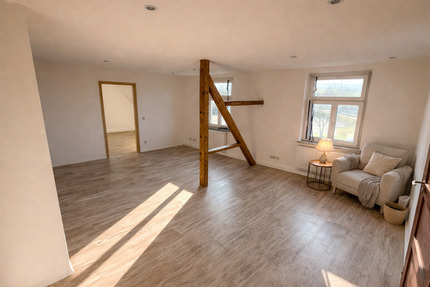 4-Zimmer-DG-Wohnung Frisch renoviert Garten und Garage 599€ warm - Zwickau Zwickau-Nord