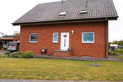 Gepflegtes Einfamilienhaus mit Ausbaupotenzial - Leopoldshöhe