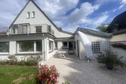 Haus zum Kaufen in Duisburg 319.000,00 € 124 m²