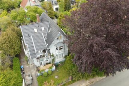 Altbauvilla in Bad Schwartau - 804.000,00&nbsp;EUR Kaufpreis, ca.&nbsp; 296,00&nbsp;m&sup2; in Bad Schwartau (PLZ: 23611)