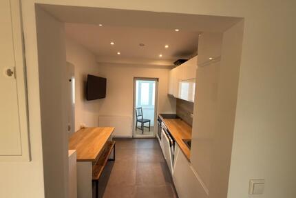 Moderne Wohnung mit 4 Zimmern in Bad Cannstatt (Stuttgart)