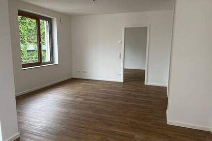 ERSTBEZUG! LETZES HAUS! Schön geschnittene Wohnung im 3.OG mit 2 Bädern und Loggia - Bamberg