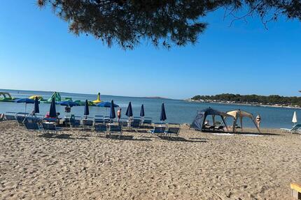 Ferienwohnung direkt am Meer - 130,00&nbsp;EUR Kaltmiete, in Köln (PLZ: 50931) Lindenthal