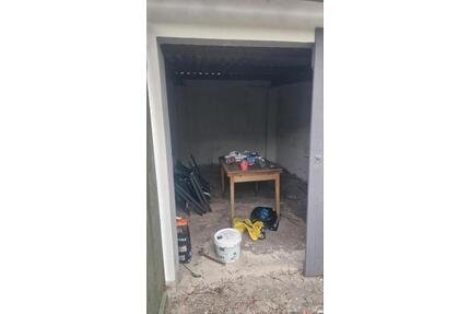 3 Garagen in mülheim - 130,00&nbsp;EUR Kaltmiete, ca.&nbsp; 20,00&nbsp;m&sup2; in Mülheim an der Ruhr (PLZ: 45468)