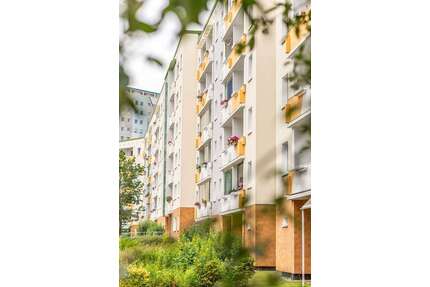 Wohnung zum Mieten in Rostock 399,00 € 57.4 m²