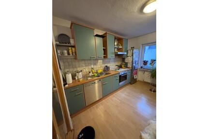 ab 01.07. in Freiendiez ruhig gelegene 2 ZKB inkl. Einbauküche und Dachterrasse