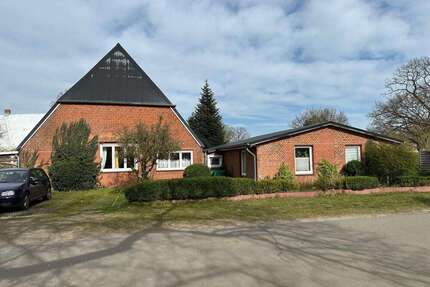 Haus zum Kaufen in Eisendorf 220.000,00 € 167 m²