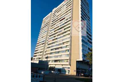 Wohnung zum Kaufen in Augsburg 145.000,00 € 38.9 m²