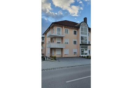 Gepflegte 1-Zimmer-Wohnung in Geisenhausen mit EBK und Balkon