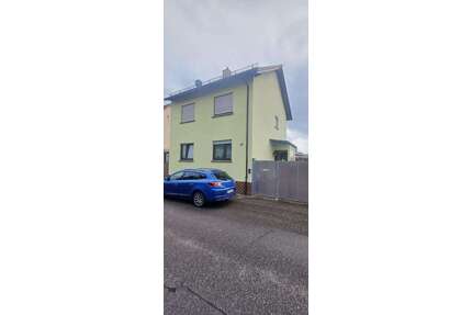 Haus zum Kaufen in Forst 290.000,00 € 99 m²