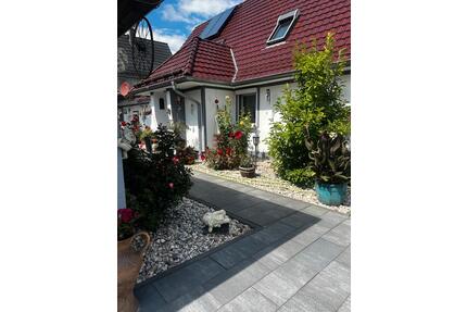 Haus zu verkaufen in Mockrehna - 365.000,00&nbsp;EUR Kaufpreis, ca.&nbsp; 190,00&nbsp;m&sup2; in Mockrehna (PLZ: 04862)