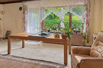 Wohnung zum Kaufen in Neunkirchen 119.000,00 € 100 m²