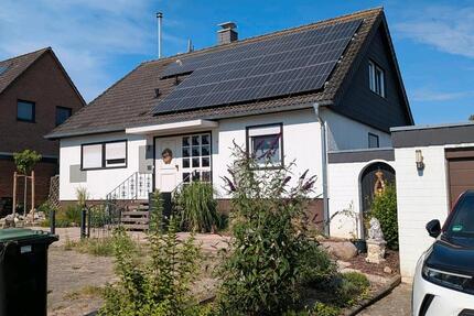 Gepflegtes Einfamilienhaus PV-Anlage und Wallbox in Dettum - Sickte