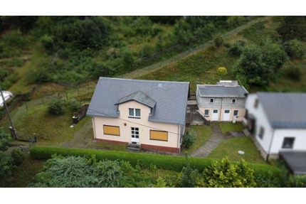 Haus zum Kaufen in Burkhardtsdorf 133.000,00 € 120 m²