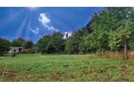 Attraktives Baugebiet im Stadtgebiet von Schwandorf mit Baugenehmigung - auch für Bauträger ideal!