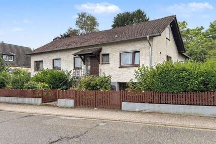Haus zum Kaufen in Grafschaft 460.000,00 € 163 m²