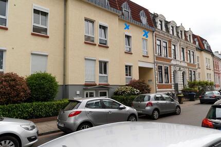 Wunderschöne 3-Zimmer-Wohnung - Garage+Balkon+Badewanne+Keller - Bremen Neustadt