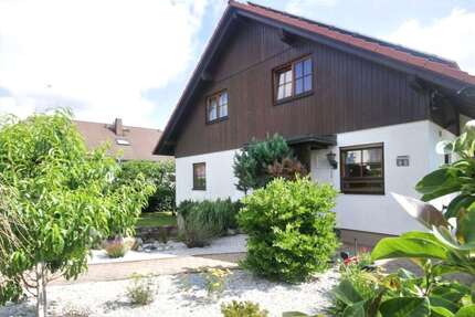 Haus zum Kaufen in Plauen 259.000,00 € 120 m²