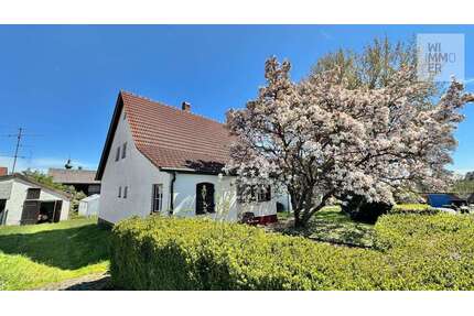 Haus zum Kaufen in Tann 165.000,00 € 93.85 m²