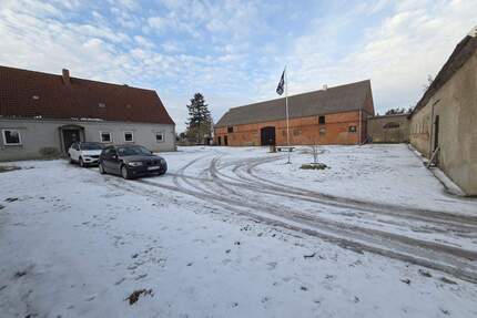 Dreiseitenhof - viel Grundstück und Potenzial - Tierhaltung - große Wiese - Obstbäume - - Spantekow Rebelow
