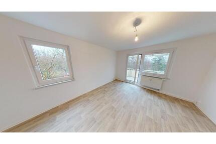 Tolle Balkonwohnung mit großer Dusche - Chemnitz Helbersdorf