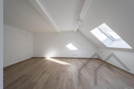 Erstbezug moderne 2 ZKB Homburg City