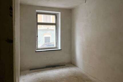 Haus zum Kaufen in Greiz 69.500,00 € 670 m²