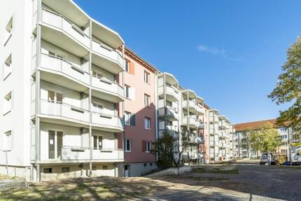 Helle 2-Raumwohnung mit Balkon im WK I - Hoyerswerda