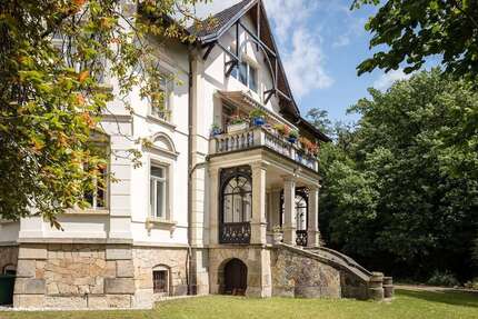 Wohnung zum Mieten in Radebeul 2.145,00 € 208 m²