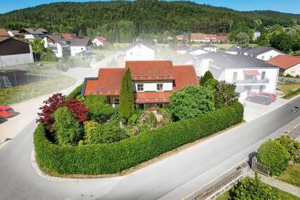 Gepflegtes Einfamilienhaus in Waffenbrunn mit viel Platz für Wohnen, Arbeiten und Leben!