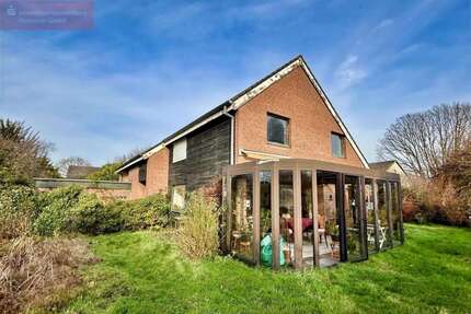 Haus zum Kaufen in Burgwedel 499.000,00 € 235.16 m²