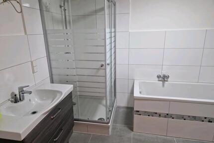 Große Wohnung ca 200 m² neu renoviert zu vermieten - Hann. Münden
