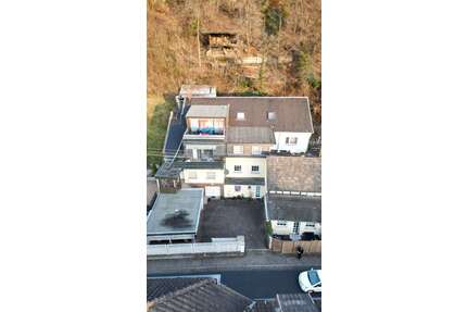 Haus zum Kaufen in Eitorf 335.000,00 € 350 m²