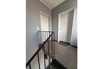 4-Zimmer-Wohnung mit Balkon & Kamin in Köln-Feldkassel