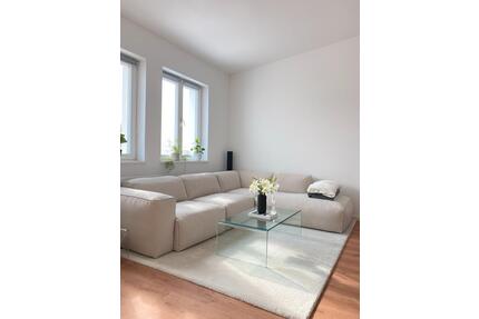 zum 01.04.26 -Lichtdurchflutete 2 Zimmer Wohnung in Schöneweide - Berlin Treptow-Köpenick