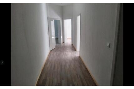 4 Zimmer Wohnung zu Vermieten 100 m2 - Hannover Herrenhausen-Stöcken
