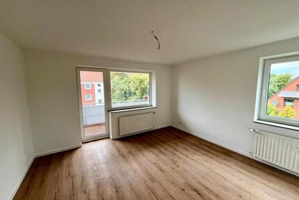 Frisch renovierte 2-Zi.-Wohnung mit Südbalkon, 61 m² in Sulingen