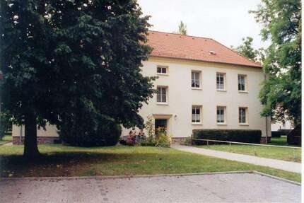 Wohnung zum Mieten in Braunsbedra 283,00 € 51.43 m²