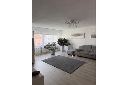 Renovierte 4,5-Zimmer-Wohnung mit Balkon in zentraler Lage - Landshut Landshut-West